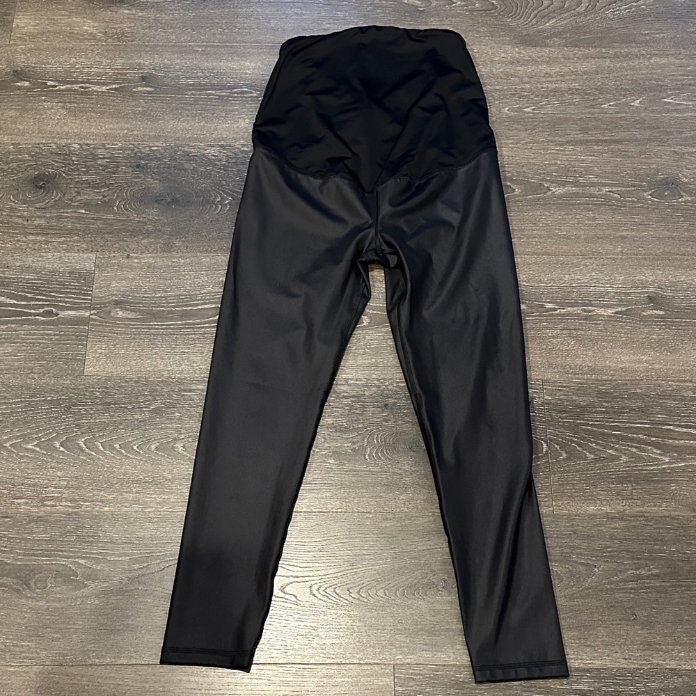 Ingrid & Isabel Maternity faux leather Black Leggings